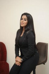 Poorna at Nuvvala Nenila Audio Launch